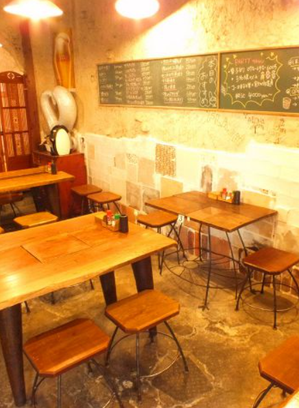 串焼ダイニング くぅ 店内